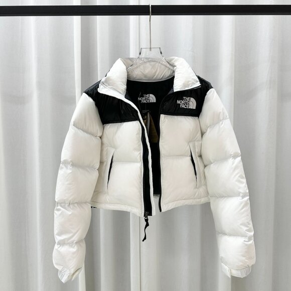 The North Face Cropped Nuptse Jacket (Black-White) - Picture 5 of 6